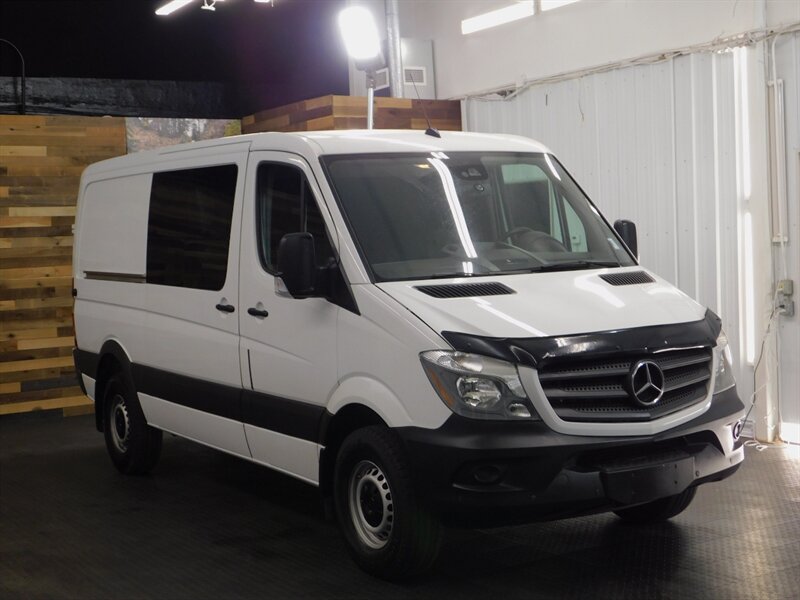 2017 Mercedes-Benz Sprinter 2500 Cargo Van 3.0L   - Photo 2 - Gladstone, OR 97027