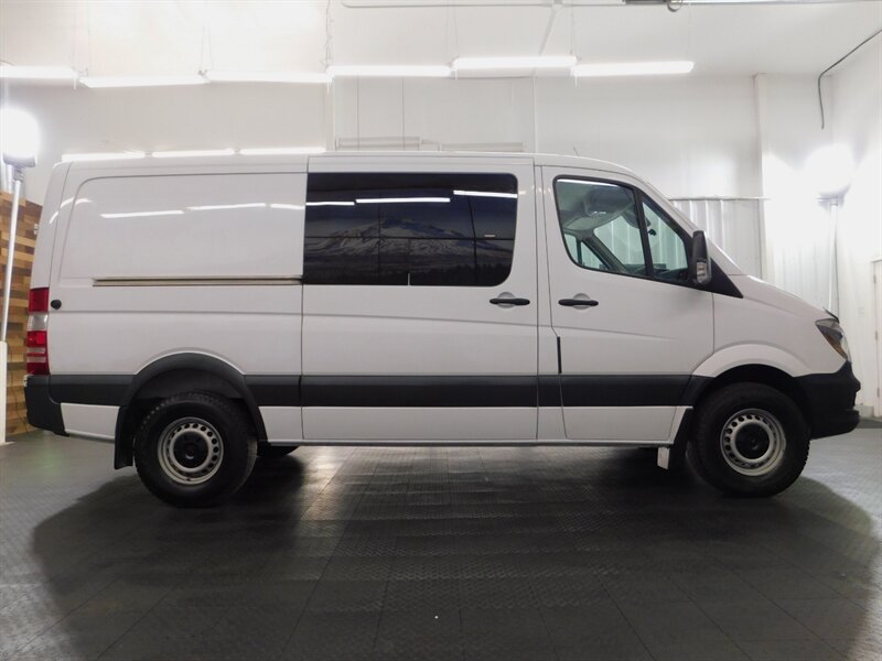 2017 Mercedes-Benz Sprinter 2500 Cargo Van 3.0L   - Photo 4 - Gladstone, OR 97027