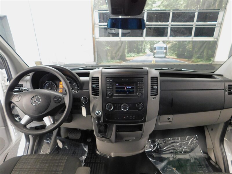 2017 Mercedes-Benz Sprinter 2500 Cargo Van 3.0L   - Photo 20 - Gladstone, OR 97027