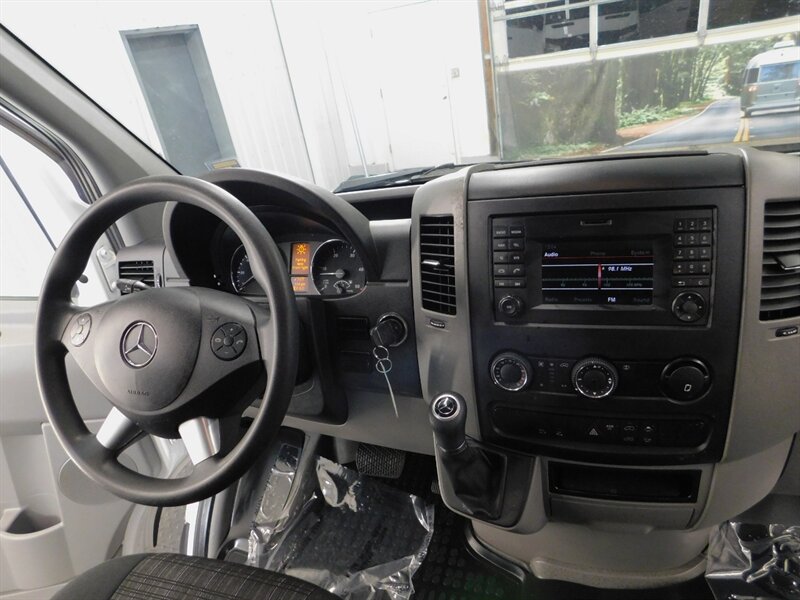 2017 Mercedes-Benz Sprinter 2500 Cargo Van 3.0L   - Photo 27 - Gladstone, OR 97027