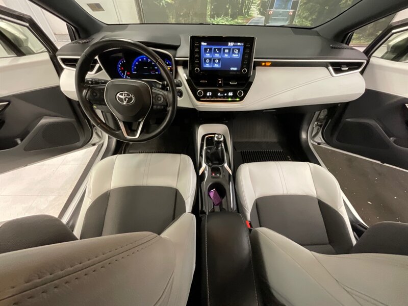 2019 Toyota Corolla Hatchback XSE / 6-SPEED MANUAL / Leather Heated  / LOCAL CAR / Leather - Photo 38 - Gladstone, OR 97027