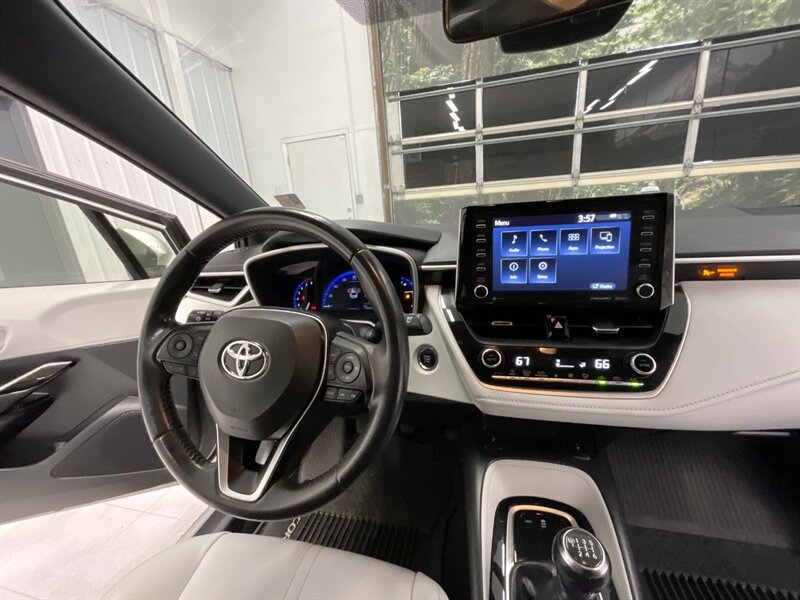 2019 Toyota Corolla Hatchback XSE / 6-SPEED MANUAL / Leather Heated  / LOCAL CAR / Leather - Photo 33 - Gladstone, OR 97027