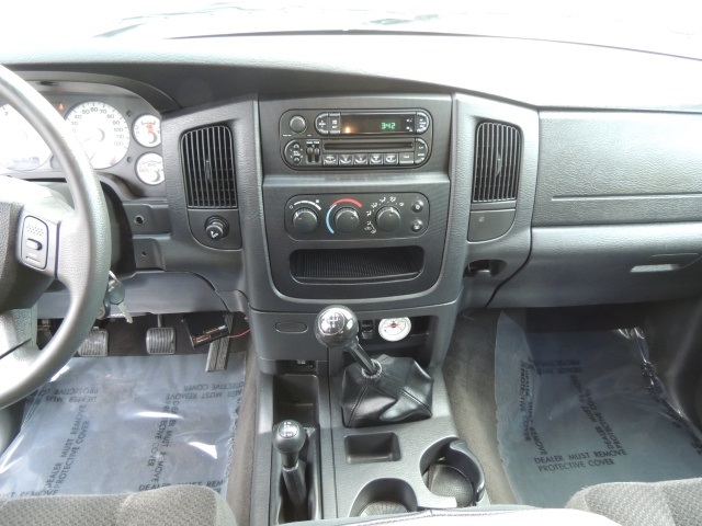 2004 Dodge Ram 3500 DUALLY/ 6-SPEED   - Photo 20 - Portland, OR 97217