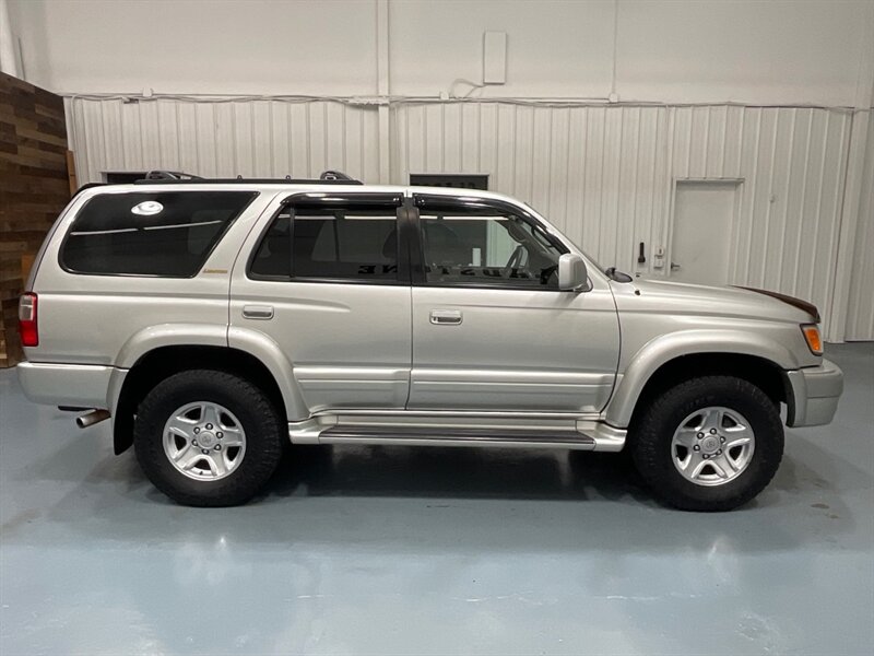 2000 Toyota 4Runner Limited 4X4 Rear Diff Locks / Sunroof/ Leather  / LOCAL OREGON SUV w. ZERO RUST / TIMING BELT SERVICE  ALREADY DONE - Photo 4 - Gladstone, OR 97027