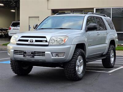 2004 Toyota 4Runner SR5 4X4 / V8 4.7L / DIFF LOCK  / BRAND NEW TIMING BELT & WATER PUMP  / BRAND NEW LIFT & TIRES / THIRD ROW SEAT / SERVICE RECORDS SUV