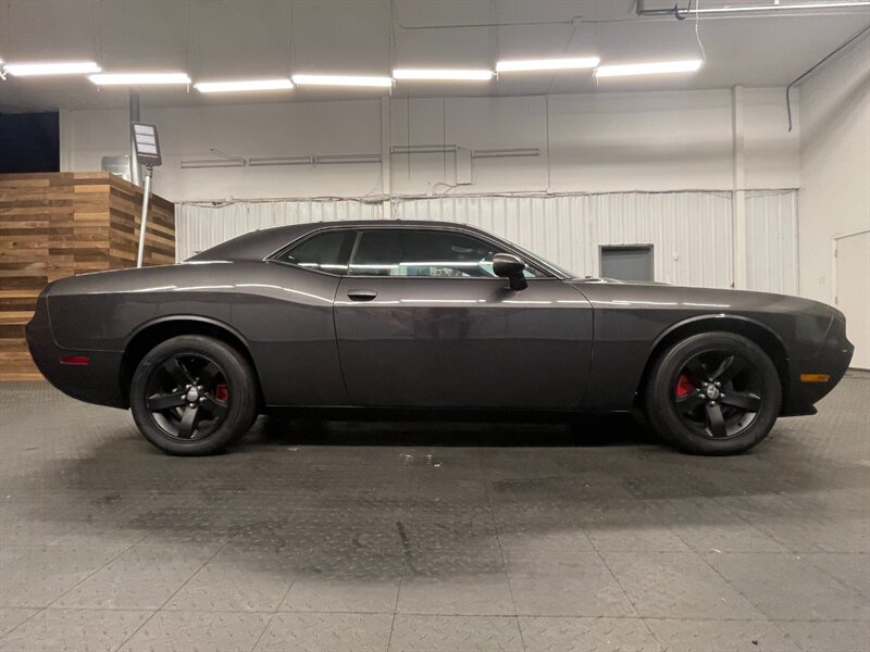 2013 Dodge Challenger   - Photo 4 - Gladstone, OR 97027