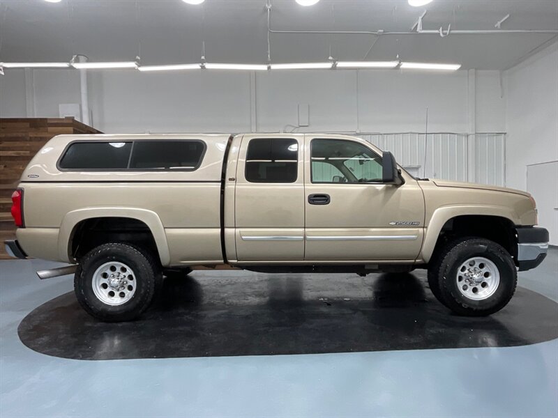 2006 Chevrolet Silverado 2500 LT 4X4 / 6.0L V8 / LOCAL TRUCK / 71,000 MILES  / ZERO RUST - Photo 4 - Gladstone, OR 97027