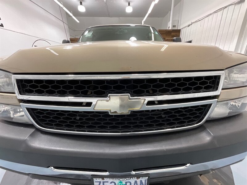 2006 Chevrolet Silverado 2500 LT 4X4 / 6.0L V8 / LOCAL TRUCK / 71,000 MILES  / ZERO RUST - Photo 30 - Gladstone, OR 97027