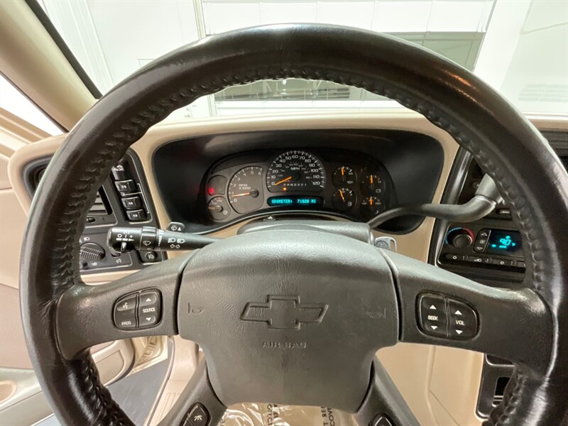 2006 Chevrolet Silverado 2500 LT 4X4 / 6.0L V8 / LOCAL TRUCK / 71,000 MILES  / ZERO RUST - Photo 42 - Gladstone, OR 97027