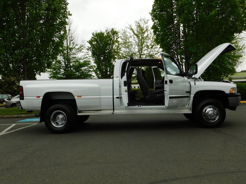 2000 Dodge Ram 3500 Dually 4X4 5.9L Cummins Diesel / MANUAL TRANNY   - Photo 22 - Portland, OR 97217