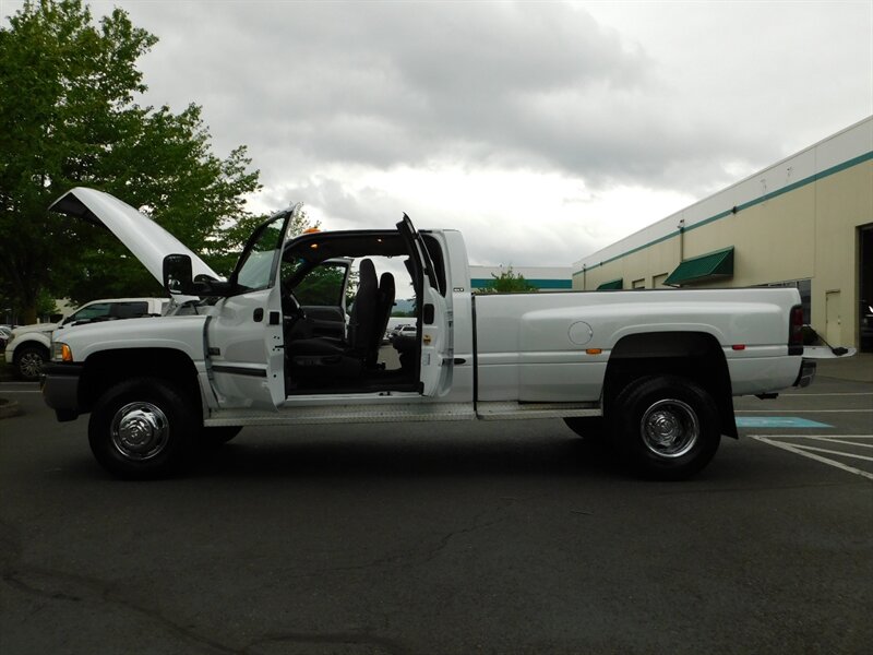 2000 Dodge Ram 3500 Dually 4X4 5.9L Cummins Diesel / MANUAL TRANNY   - Photo 21 - Portland, OR 97217