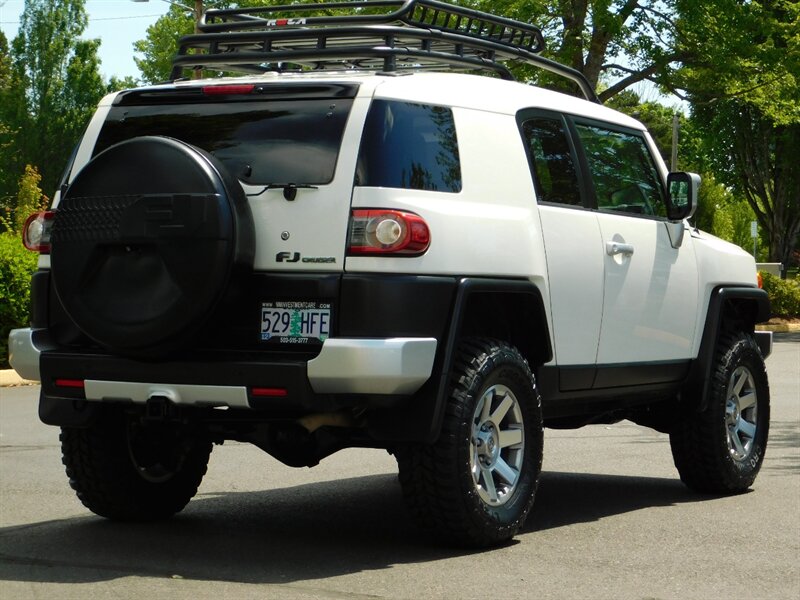 2014 Toyota FJ Cruiser Sport Utility 4X4/1-OWNER / LIFTED / LOW LOW MILES   - Photo 7 - Portland, OR 97217