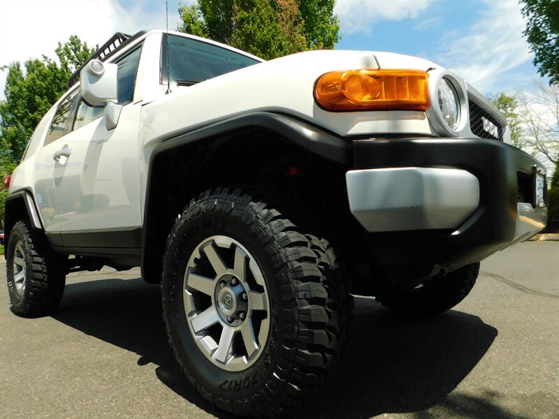 2014 Toyota FJ Cruiser Sport Utility 4X4/1-OWNER / LIFTED / LOW LOW MILES   - Photo 10 - Portland, OR 97217