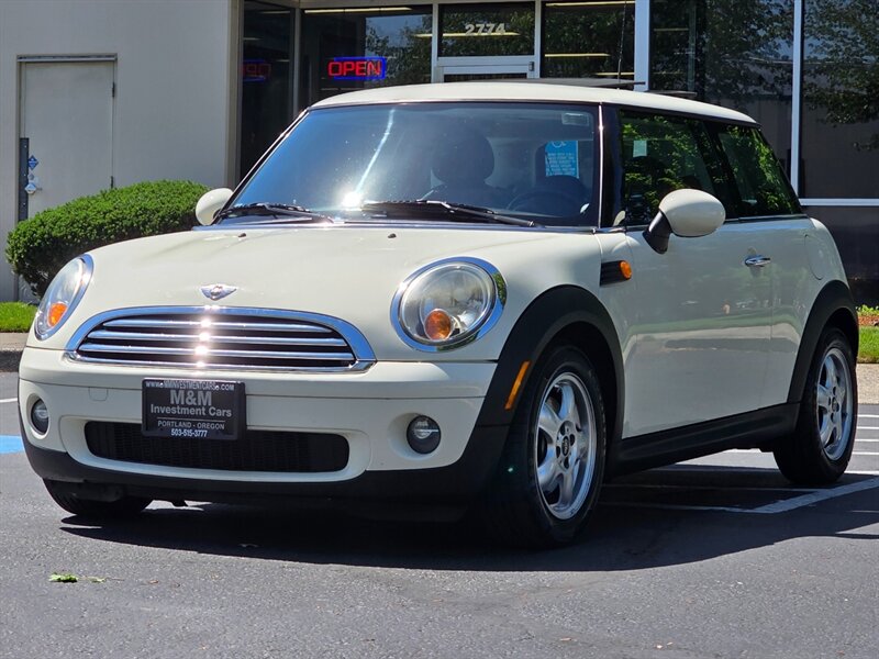 2008 MINI Cooper 1.6L / 6 SPEED MANUAL / BRAND NEW CLUTCH / LEATHER / LEATHER / PANORAMIC / ALWAYS SERVICED AT MINI DEALERSHIP / 1 OWNER / 87K MILES ONLY!!! - Photo 1 - Portland, OR 97217