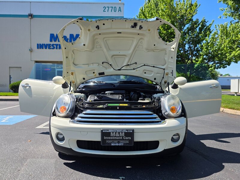 2008 MINI Cooper 1.6L / 6 SPEED MANUAL / BRAND NEW CLUTCH / LEATHER / LEATHER / PANORAMIC / ALWAYS SERVICED AT MINI DEALERSHIP / 1 OWNER / 87K MILES ONLY!!! - Photo 30 - Portland, OR 97217