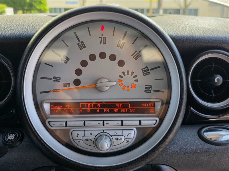2008 MINI Cooper 1.6L / 6 SPEED MANUAL / BRAND NEW CLUTCH / LEATHER / LEATHER / PANORAMIC / ALWAYS SERVICED AT MINI DEALERSHIP / 1 OWNER / 87K MILES ONLY!!! - Photo 37 - Portland, OR 97217