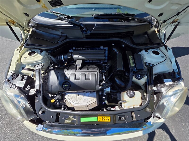 2008 MINI Cooper 1.6L / 6 SPEED MANUAL / BRAND NEW CLUTCH / LEATHER / LEATHER / PANORAMIC / ALWAYS SERVICED AT MINI DEALERSHIP / 1 OWNER / 87K MILES ONLY!!! - Photo 31 - Portland, OR 97217