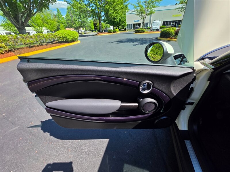 2008 MINI Cooper 1.6L / 6 SPEED MANUAL / BRAND NEW CLUTCH / LEATHER / LEATHER / PANORAMIC / ALWAYS SERVICED AT MINI DEALERSHIP / 1 OWNER / 87K MILES ONLY!!! - Photo 41 - Portland, OR 97217