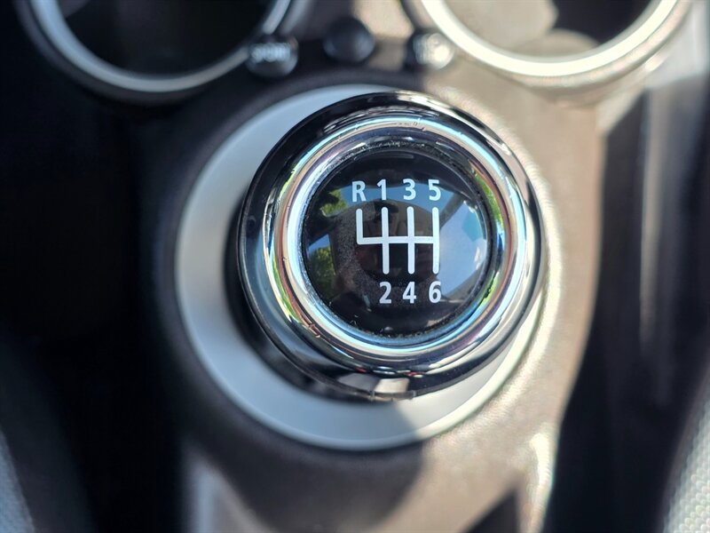 2008 MINI Cooper 1.6L / 6 SPEED MANUAL / BRAND NEW CLUTCH / LEATHER / LEATHER / PANORAMIC / ALWAYS SERVICED AT MINI DEALERSHIP / 1 OWNER / 87K MILES ONLY!!! - Photo 21 - Portland, OR 97217