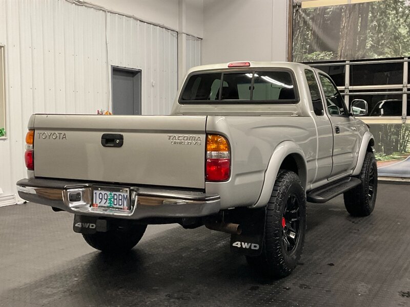 2004 Toyota Tacoma V6 LIMITED 4X4 / 3.4L V6 /NEW LIFT TRD WHEELS TIRE  NEW SUSPENSION LIFT KIT w/ NEW 33 " A/T TIRES & 17 " TRD WHEELS / ONLY 115,000 MILES / RUST FREE - Photo 7 - Gladstone, OR 97027