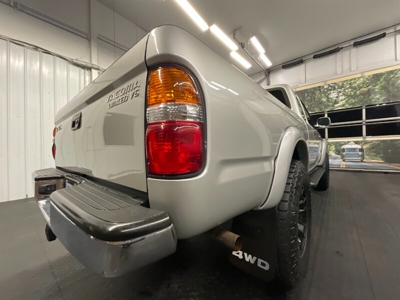 2004 Toyota Tacoma V6 LIMITED 4X4 / 3.4L V6 /NEW LIFT TRD WHEELS TIRE  NEW SUSPENSION LIFT KIT w/ NEW 33 " A/T TIRES & 17 " TRD WHEELS / ONLY 115,000 MILES / RUST FREE - Photo 12 - Gladstone, OR 97027