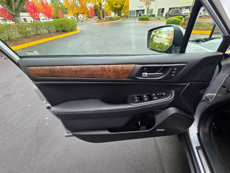 2016 Subaru Outback 3.6R Limited 6-Cyl  AWD / LOADED / 1-OWNER / 67K m  / Eye Sight / Blind Spot / Leather / Sunroof / Records - Photo 43 - Portland, OR 97217