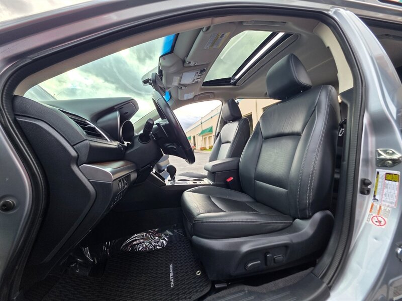 2016 Subaru Outback 3.6R Limited 6-Cyl  AWD / LOADED / 1-OWNER / 67K m  / Eye Sight / Blind Spot / Leather / Sunroof / Records - Photo 13 - Portland, OR 97217