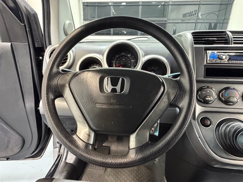 2004 Honda Element DX Sport Utility 2.4L AWD / MANUAL / NEW TIRES / LOCAL NO RUST / ONLY 109K MILES - Photo 22 - Gladstone, OR 97027