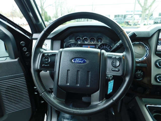 2016 Ford F-350 Super Duty Lariat / 4X4 / 6.7L DIESEL / LIFTED   - Photo 22 - Portland, OR 97217