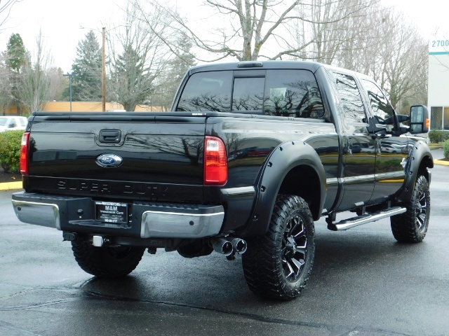 2016 Ford F-350 Super Duty Lariat / 4X4 / 6.7L DIESEL / LIFTED   - Photo 8 - Portland, OR 97217