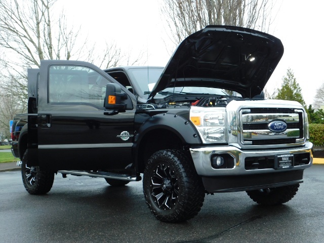 2016 Ford F-350 Super Duty Lariat / 4X4 / 6.7L DIESEL / LIFTED   - Photo 33 - Portland, OR 97217