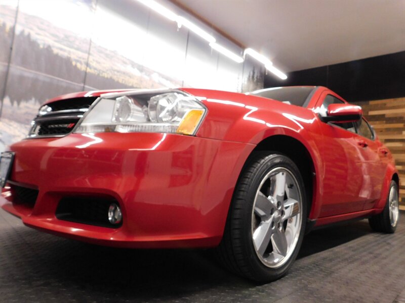 2013 Dodge Avenger SXT Sedan / Navigati   - Photo 9 - Gladstone, OR 97027