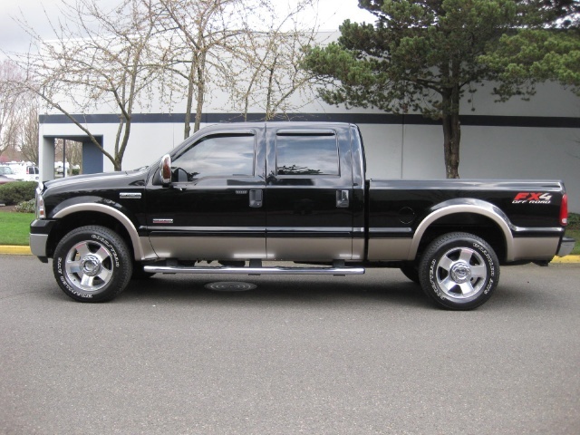 2006 Ford F-250 Super Duty Lariat   - Photo 3 - Portland, OR 97217