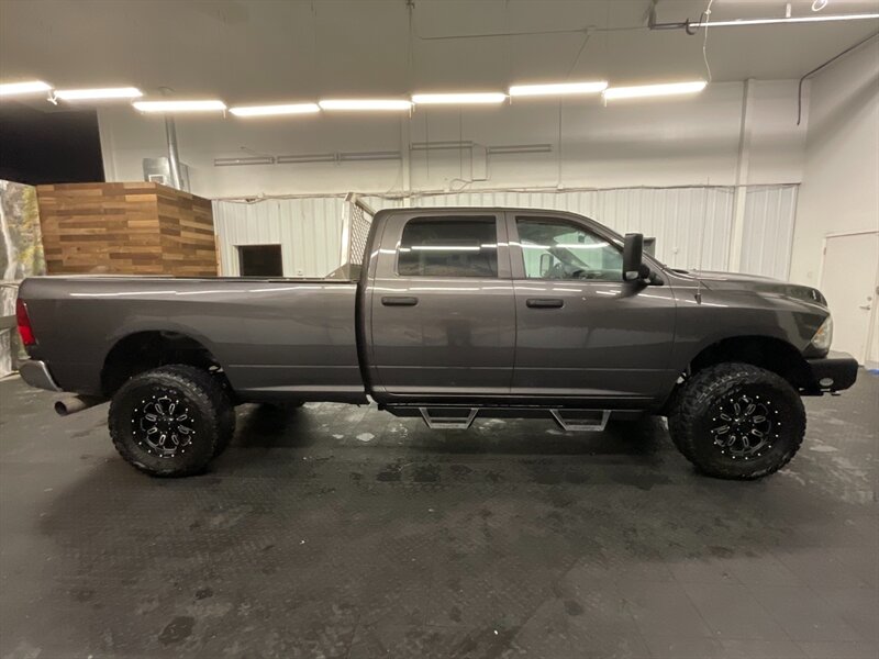 2014 RAM 2500 Tradesman Crew Cab 4X4 / 6.7L DIESEL / 6-SPEED  LOCAL OREGON TRUCK / RUST FREE / LIFTED w/ BILSTEIN SHOCKS / HEADACHE RACK / SHARP SHARP!! - Photo 4 - Gladstone, OR 97027