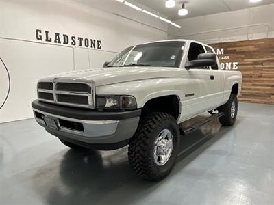 1999 Dodge Ram 2500 Laramie SLT 4X4 / 5.9L CUMMINS DIESEL / NEW TIRES  / ZERO RUST / Leather Seats / Short Bed / 144K MILES