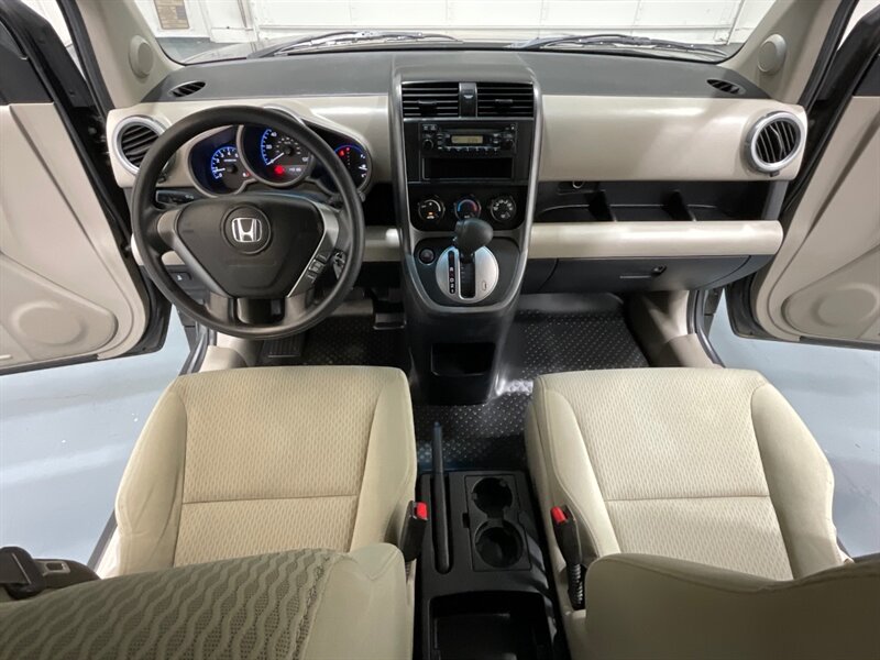 2011 Honda Element LX AWD / NEW WHEELS & TIRES / ZERO RUST / LOCAL SUV - Photo 15 - Gladstone, OR 97027