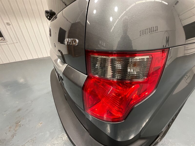 2011 Honda Element LX AWD / NEW WHEELS & TIRES / ZERO RUST / LOCAL SUV - Photo 29 - Gladstone, OR 97027