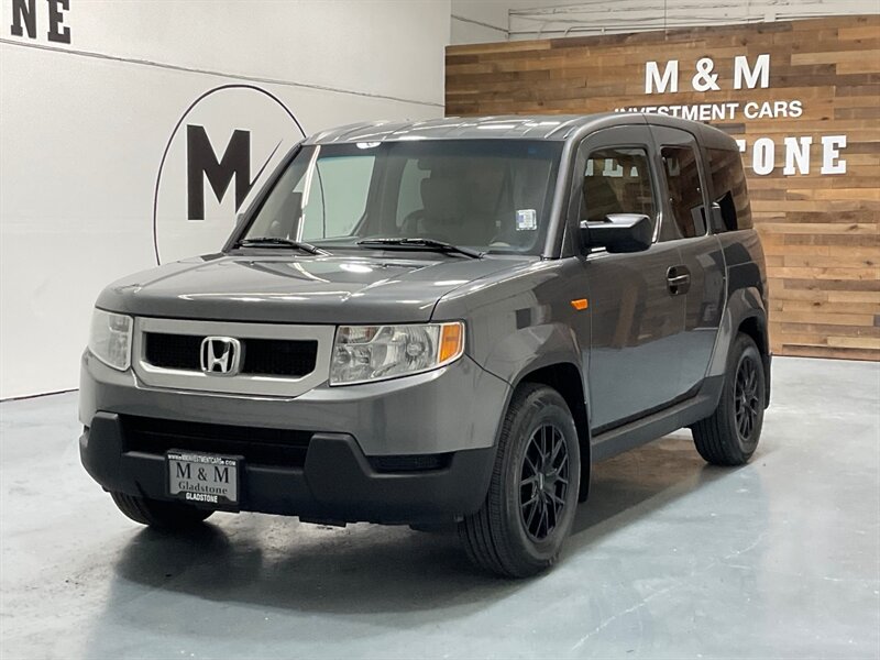 2011 Honda Element LX AWD / NEW WHEELS & TIRES / ZERO RUST / LOCAL SUV - Photo 1 - Gladstone, OR 97027