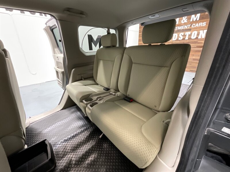 2011 Honda Element LX AWD / NEW WHEELS & TIRES / ZERO RUST / LOCAL SUV - Photo 11 - Gladstone, OR 97027