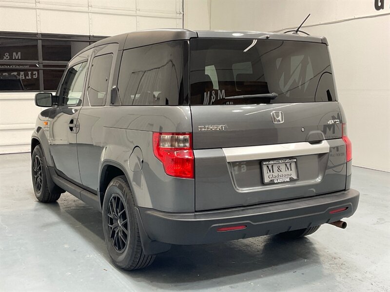 2011 Honda Element LX AWD / NEW WHEELS & TIRES / ZERO RUST / LOCAL SUV - Photo 8 - Gladstone, OR 97027