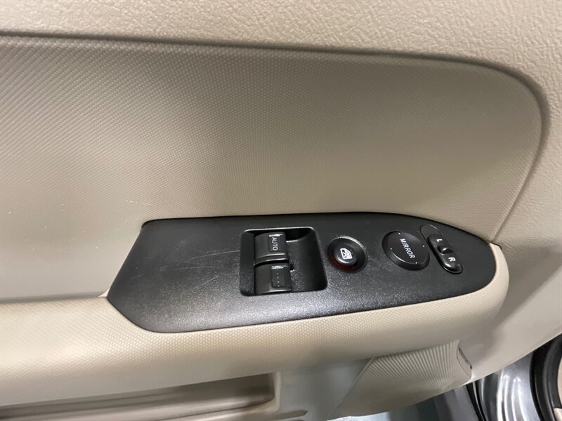 2011 Honda Element LX AWD / NEW WHEELS & TIRES / ZERO RUST / LOCAL SUV - Photo 20 - Gladstone, OR 97027