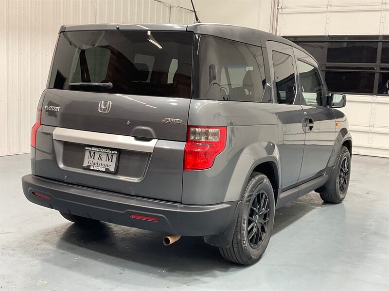 2011 Honda Element LX AWD / NEW WHEELS & TIRES / ZERO RUST / LOCAL SUV - Photo 7 - Gladstone, OR 97027