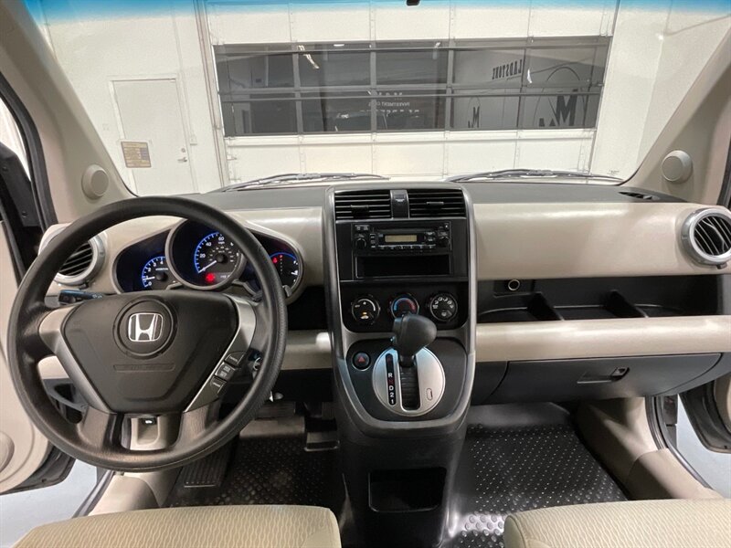 2011 Honda Element LX AWD / NEW WHEELS & TIRES / ZERO RUST / LOCAL SUV - Photo 37 - Gladstone, OR 97027