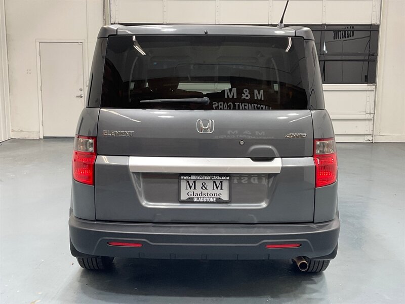 2011 Honda Element LX AWD / NEW WHEELS & TIRES / ZERO RUST / LOCAL SUV - Photo 6 - Gladstone, OR 97027
