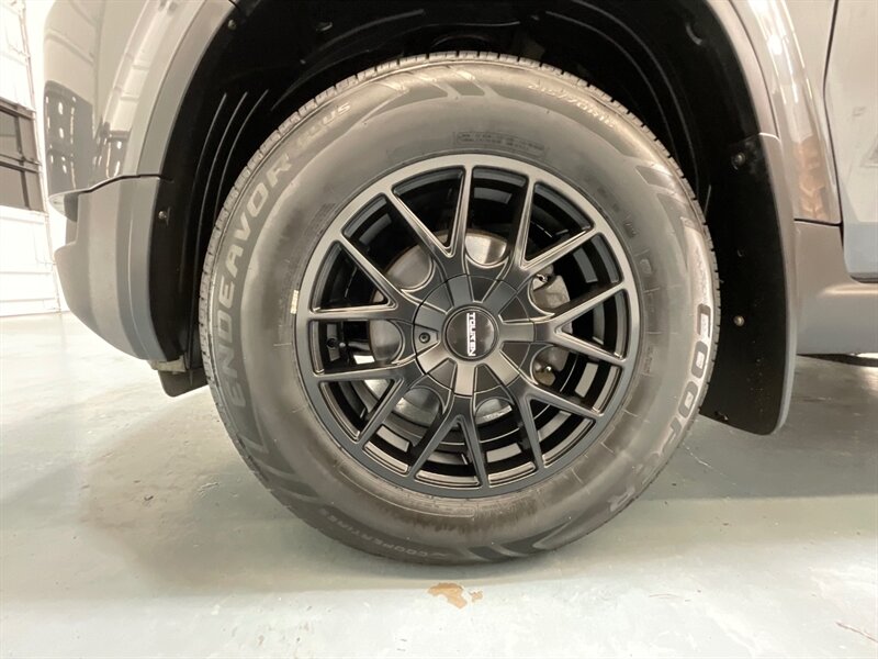 2011 Honda Element LX AWD / NEW WHEELS & TIRES / ZERO RUST / LOCAL SUV - Photo 23 - Gladstone, OR 97027