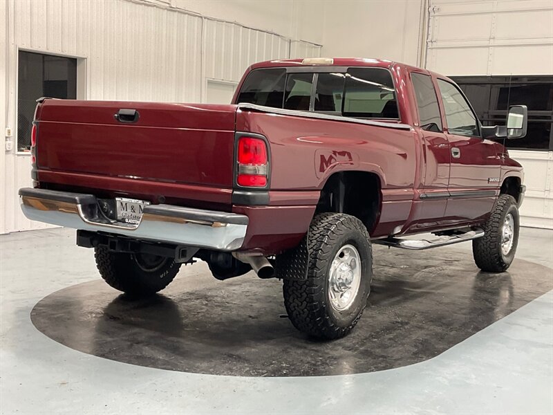 2001 Dodge Ram 2500 SLT 4X4 / 5.9L CUMMINS DIESEL / 155K Miles  / ZERO RUST - Photo 9 - Gladstone, OR 97027