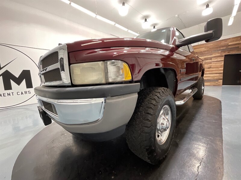 2001 Dodge Ram 2500 SLT 4X4 / 5.9L CUMMINS DIESEL / 155K Miles  / ZERO RUST - Photo 26 - Gladstone, OR 97027