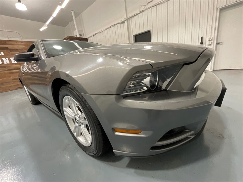 2013 Ford Mustang V6 Coupe 3.7L 6Cyl /Automatic/ 1-OWNER / 52K MILES  / LOCAL CAR - Photo 35 - Gladstone, OR 97027