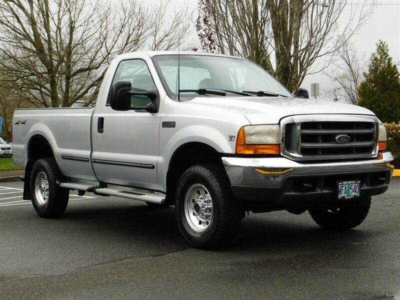 1999 Ford F-350 XLT 4X4 7.3L DIESEL / 6-SPEED MANUAL / 90,000 MILE