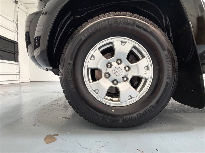 2011 Toyota Tacoma V6 SR5 4.0L V6 4x4 Double Cab / ZERO RUST FREE / NEW TIRES - Photo 23 - Gladstone, OR 97027